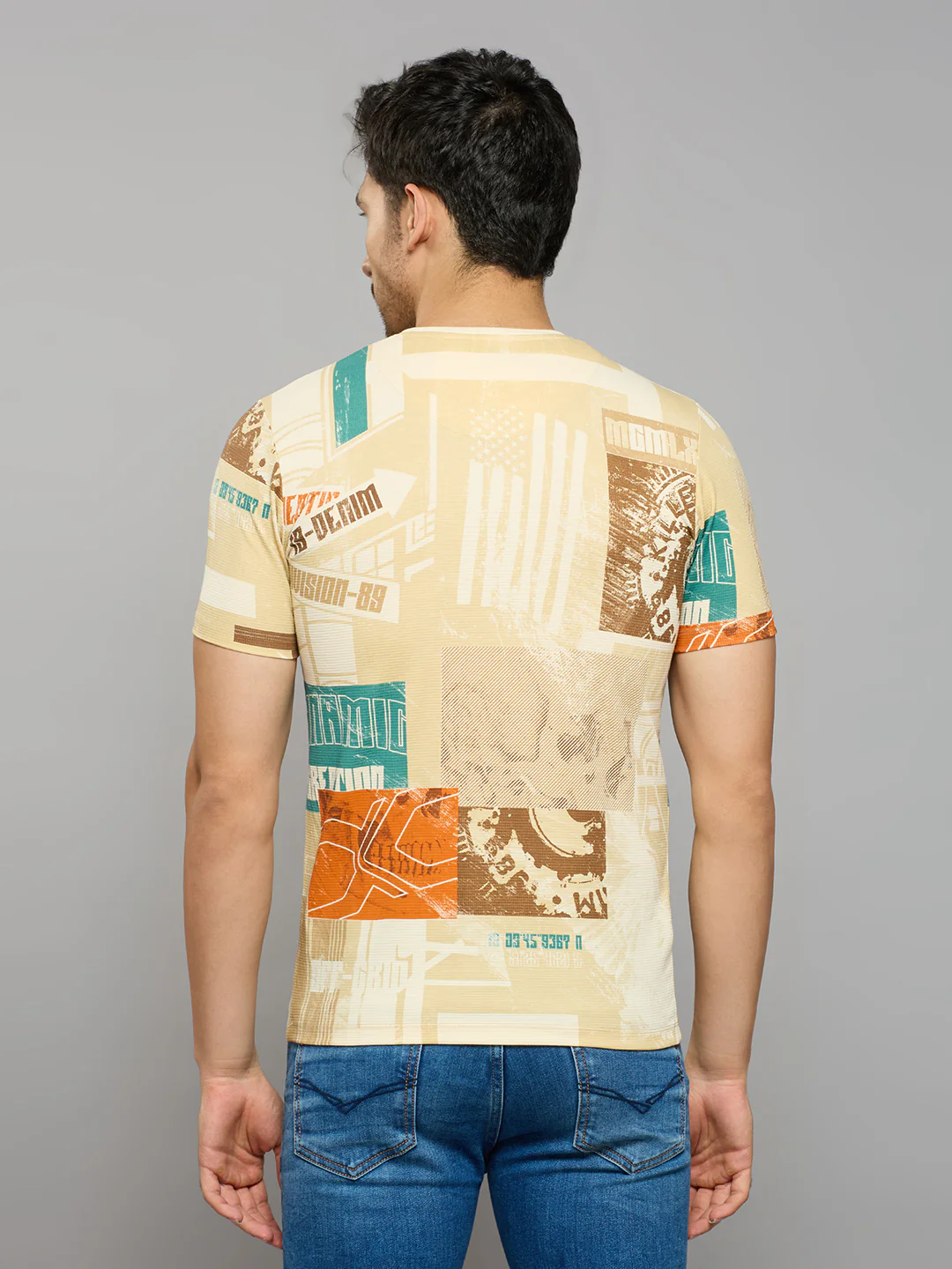 Men's Beige Printed Slim Fit T-Shirts - Image 4
