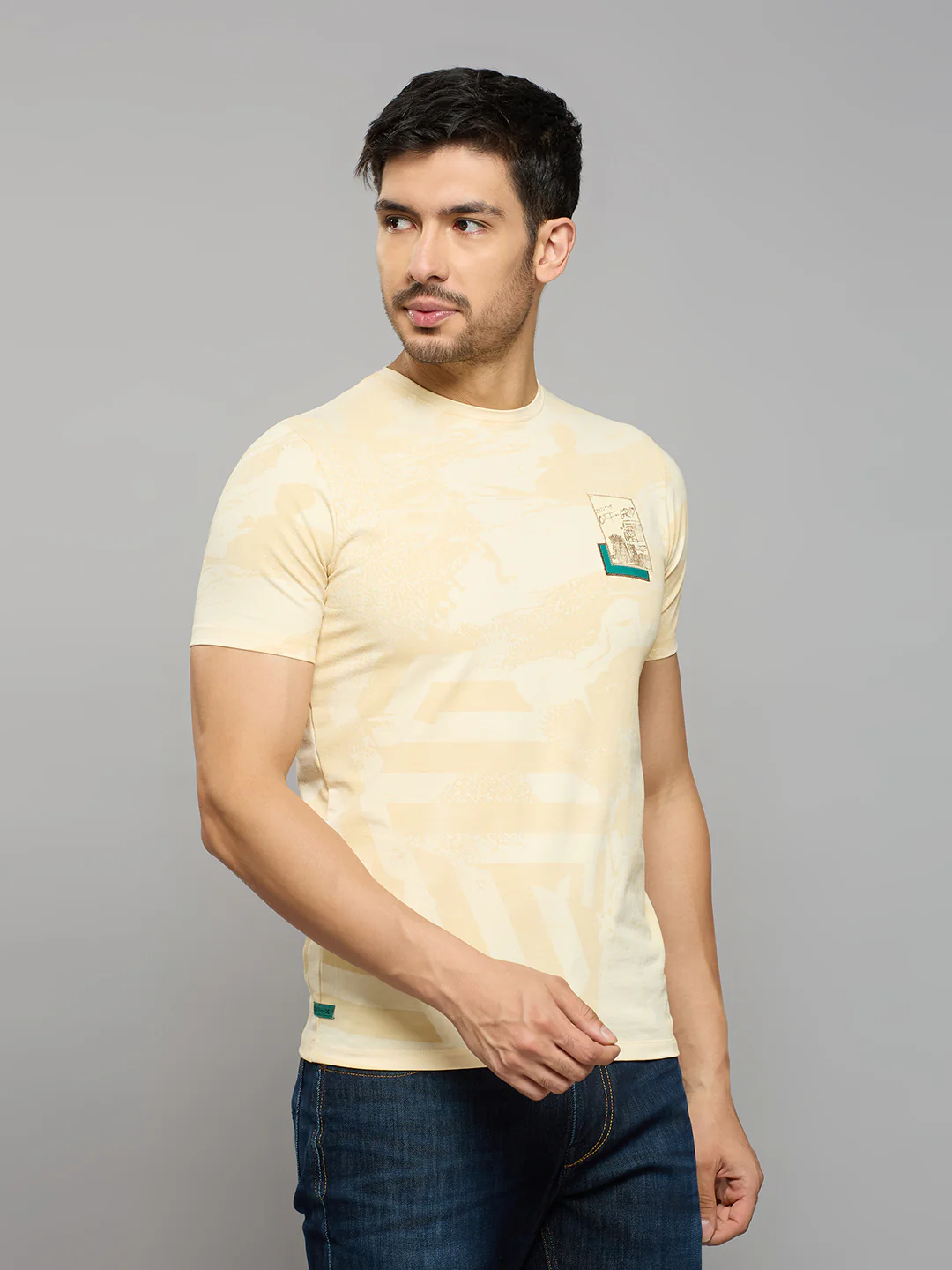 Men's Beige Printed Slim Fit T-Shirts - Image 3