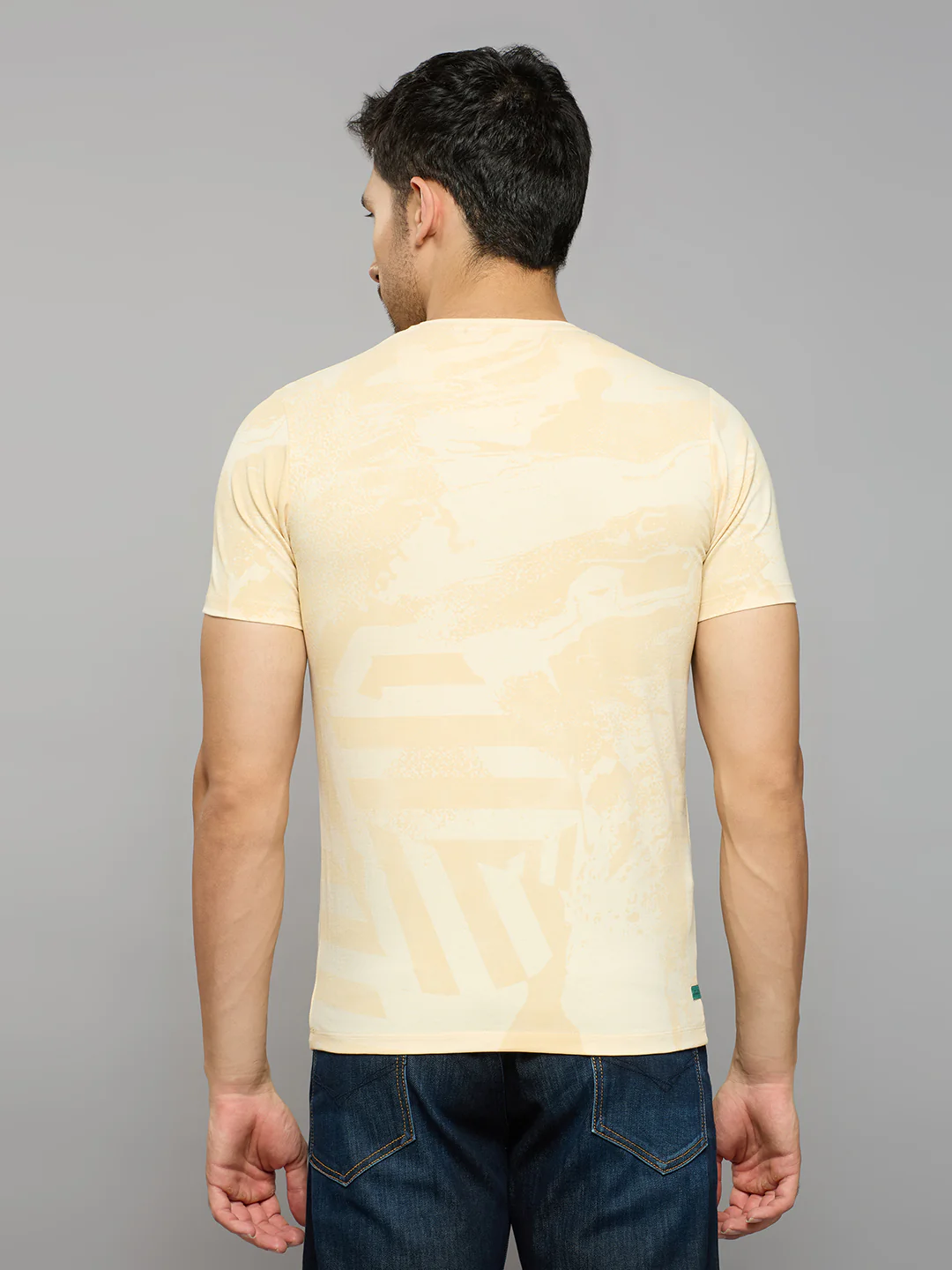 Men's Beige Printed Slim Fit T-Shirts - Image 4