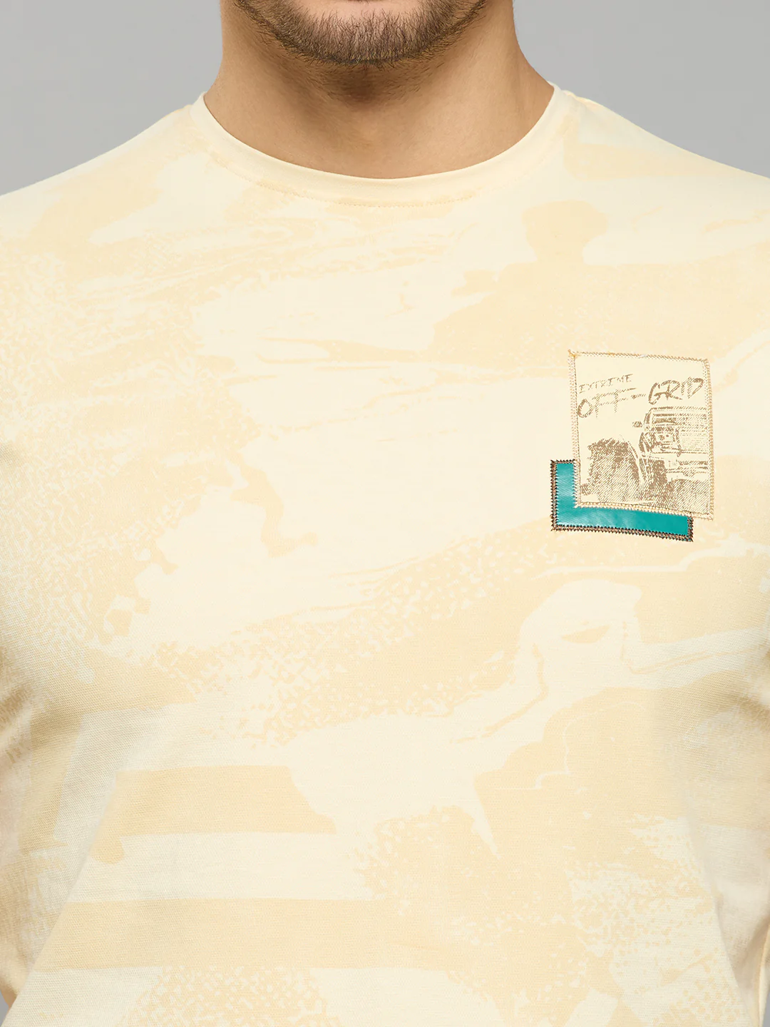 Men's Beige Printed Slim Fit T-Shirts - Image 5