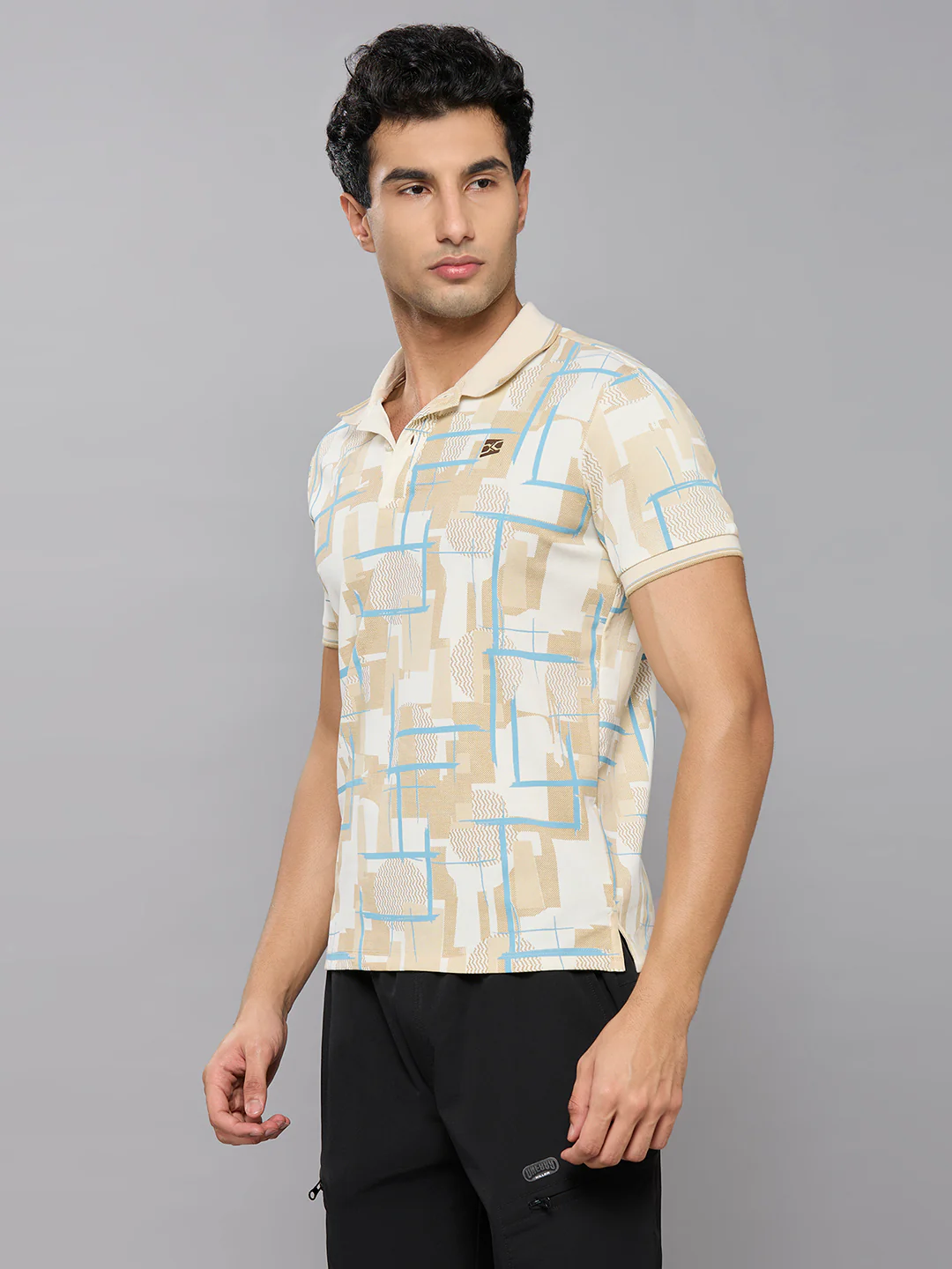 Men's Beige Printed Slim Fit T-Shirts - Image 2