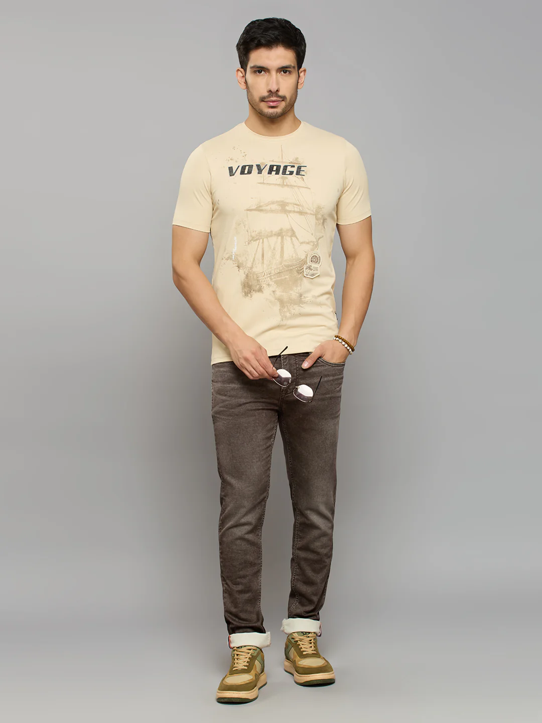 Men's Beige Solid Slim Fit T-Shirts - Image 6