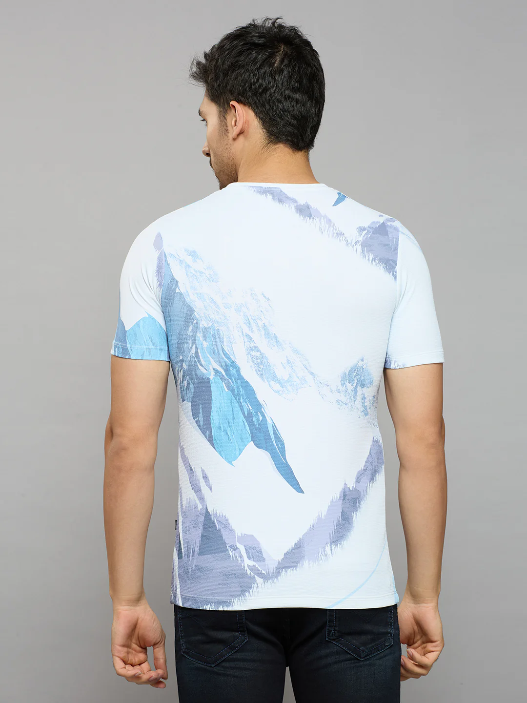 Men's Blue Printed Slim Fit T-Shirts - Image 4