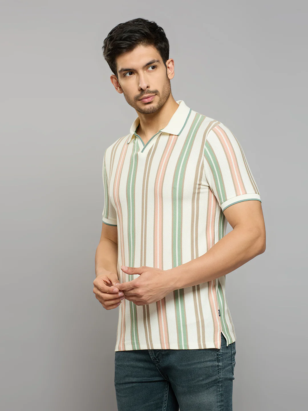 Men's Green Printed Slim Fit T-Shirts - Image 2
