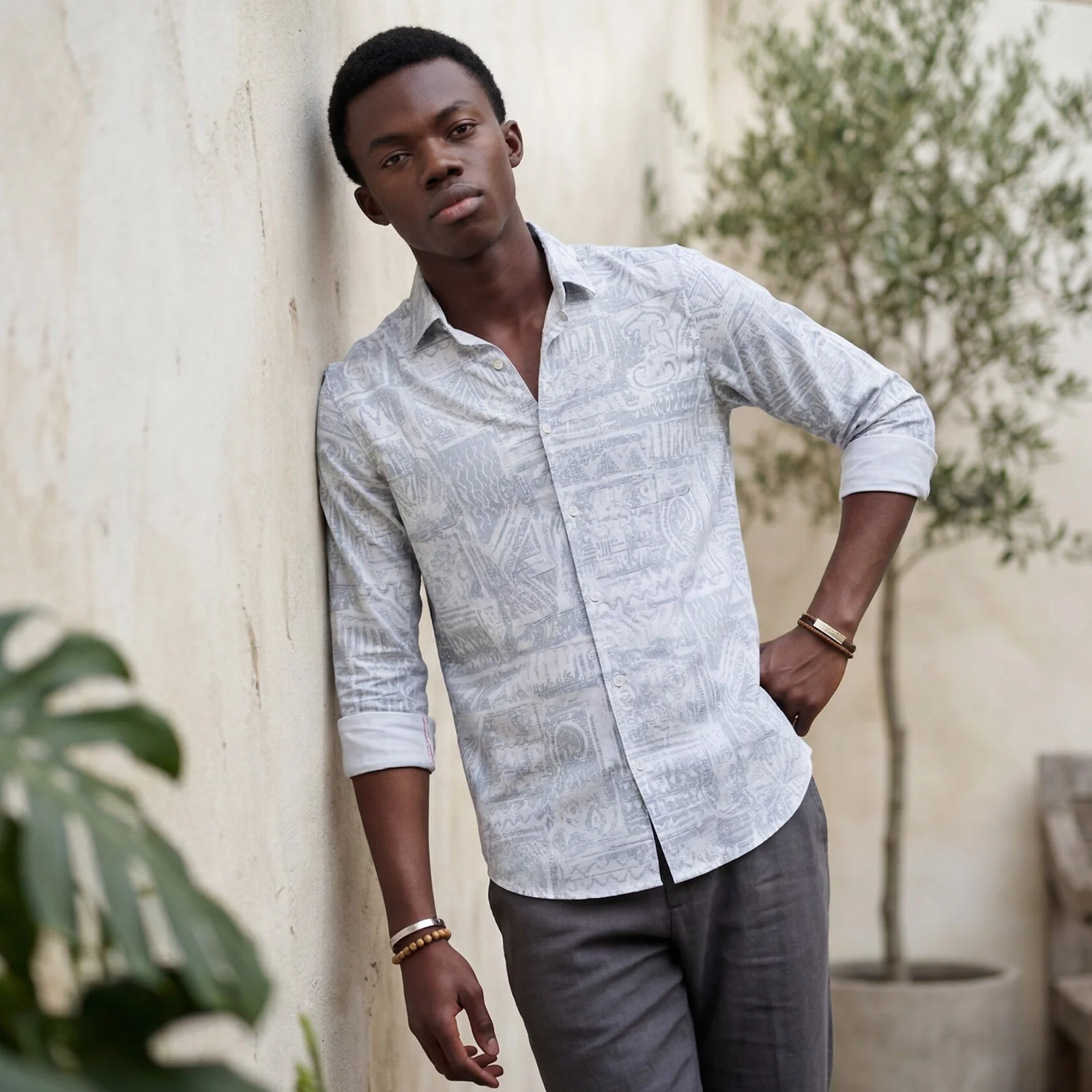 Men's Grey Printed Slim Fit Shirts - Image 2