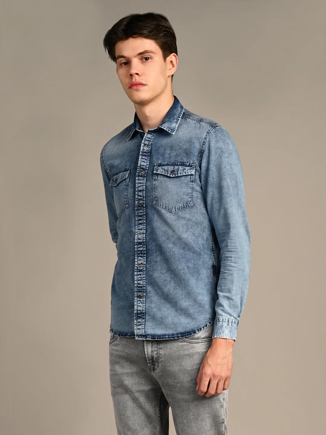Men's Light Blue Solid Slim Fit Shirts - Image 6