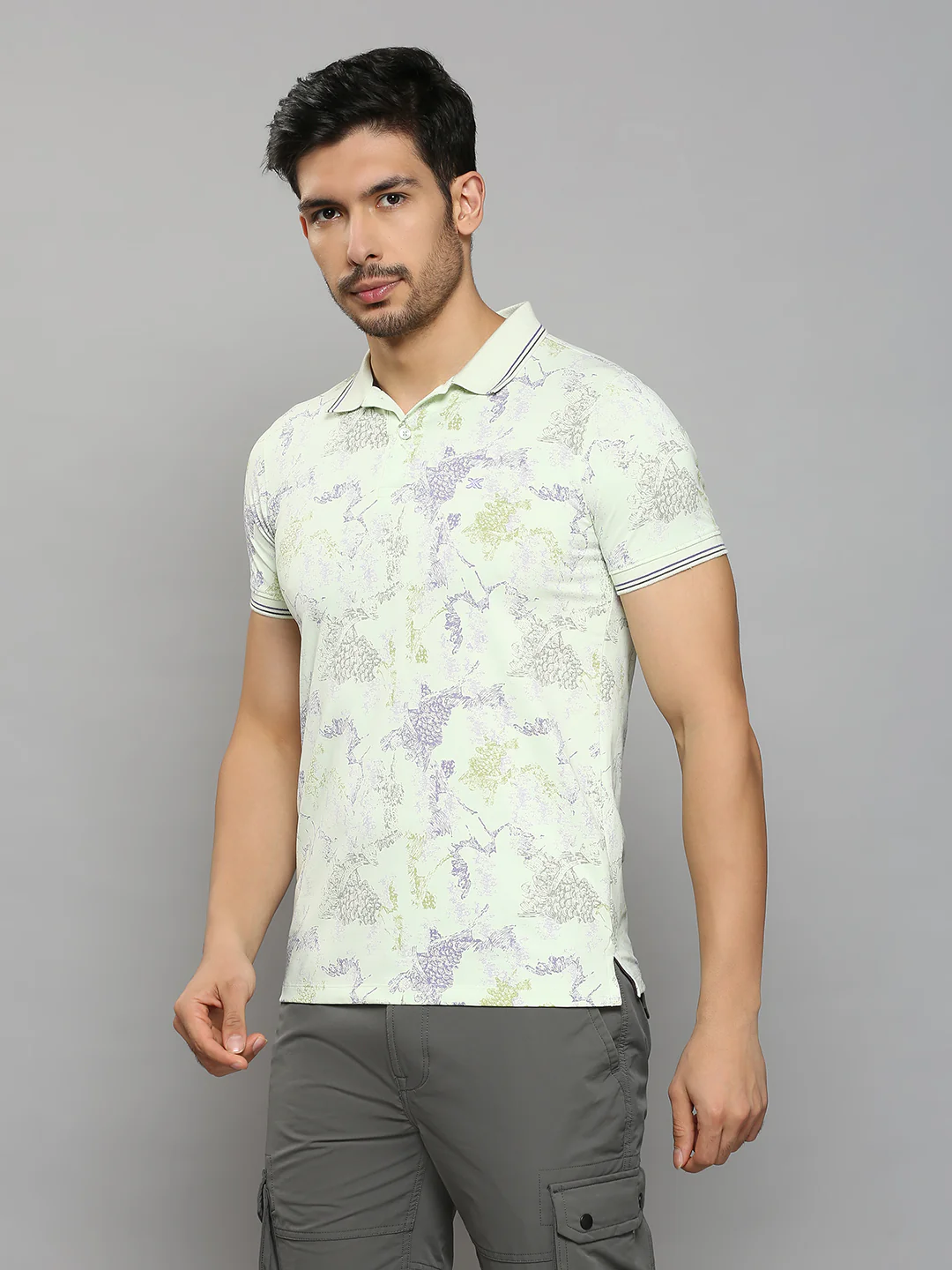 Men's Light Green Printed Slim Fit T-Shirts - Image 2