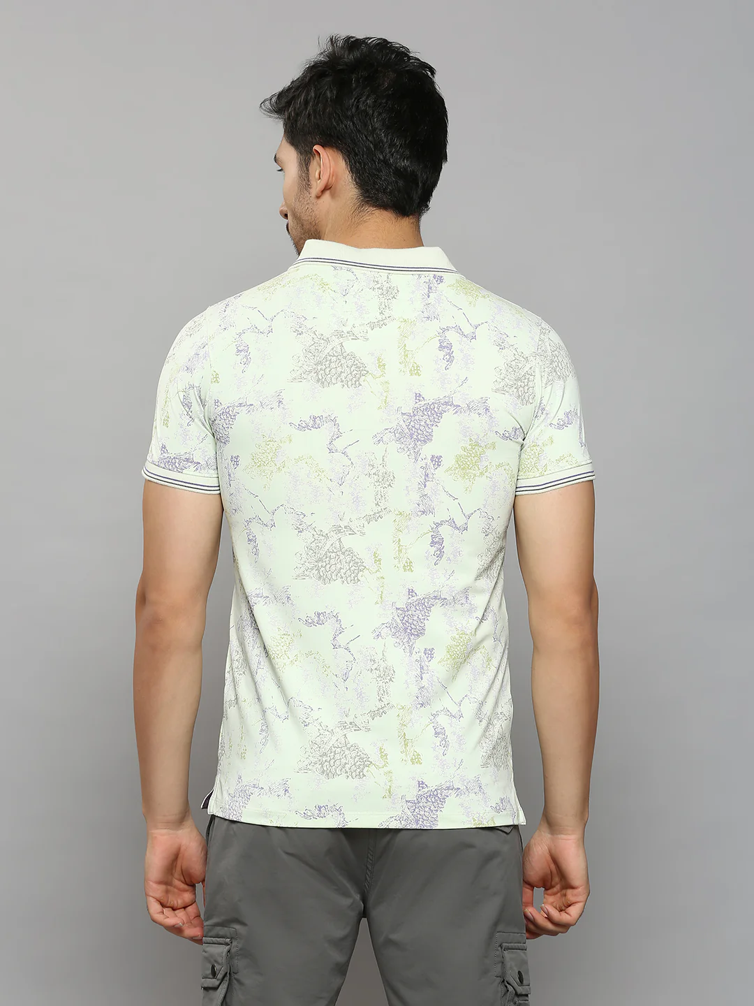 Men's Light Green Printed Slim Fit T-Shirts - Image 4