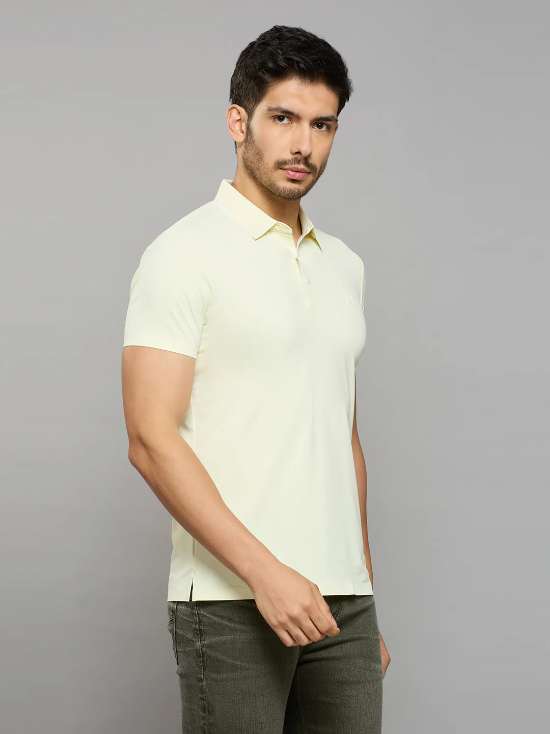 Men's Light Yellow Solid Slim Fit T-Shirts - Image 3