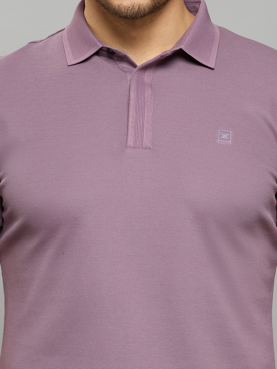 Men's Lilac Solid Slim Fit T-Shirts - Image 5