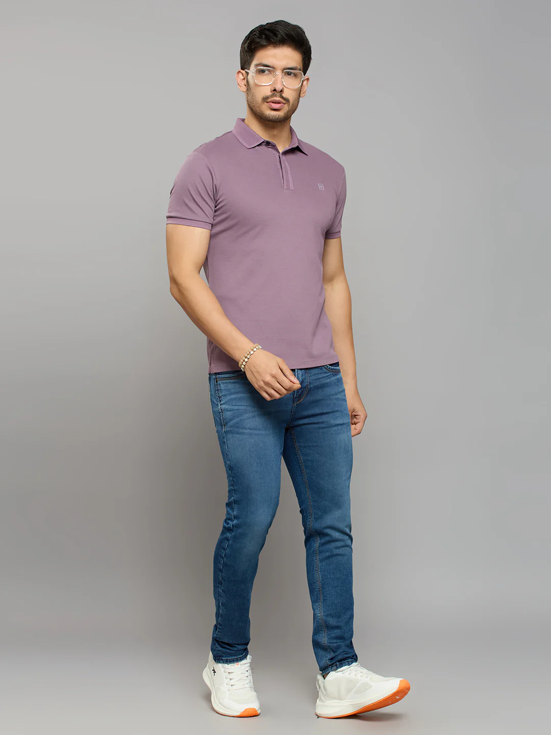 Men's Lilac Solid Slim Fit T-Shirts - Image 6