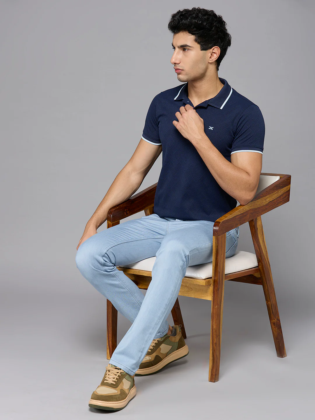 Men's Navy Solid Slim Fit T-Shirts - Image 6