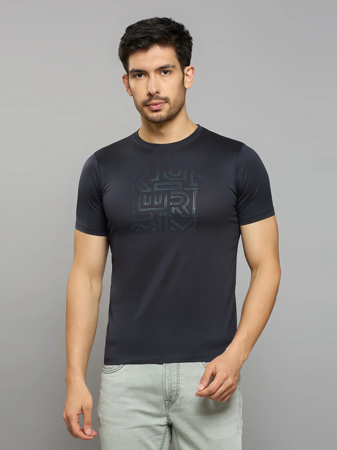 Men's Navy Solid Slim Fit T-Shirts