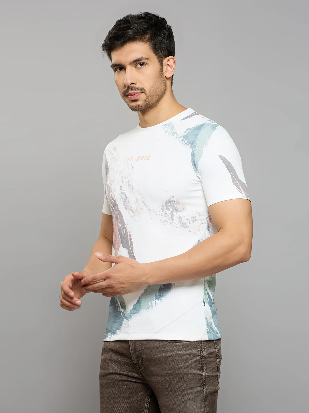 Men's Off White Printed Slim Fit T-Shirts - Image 2