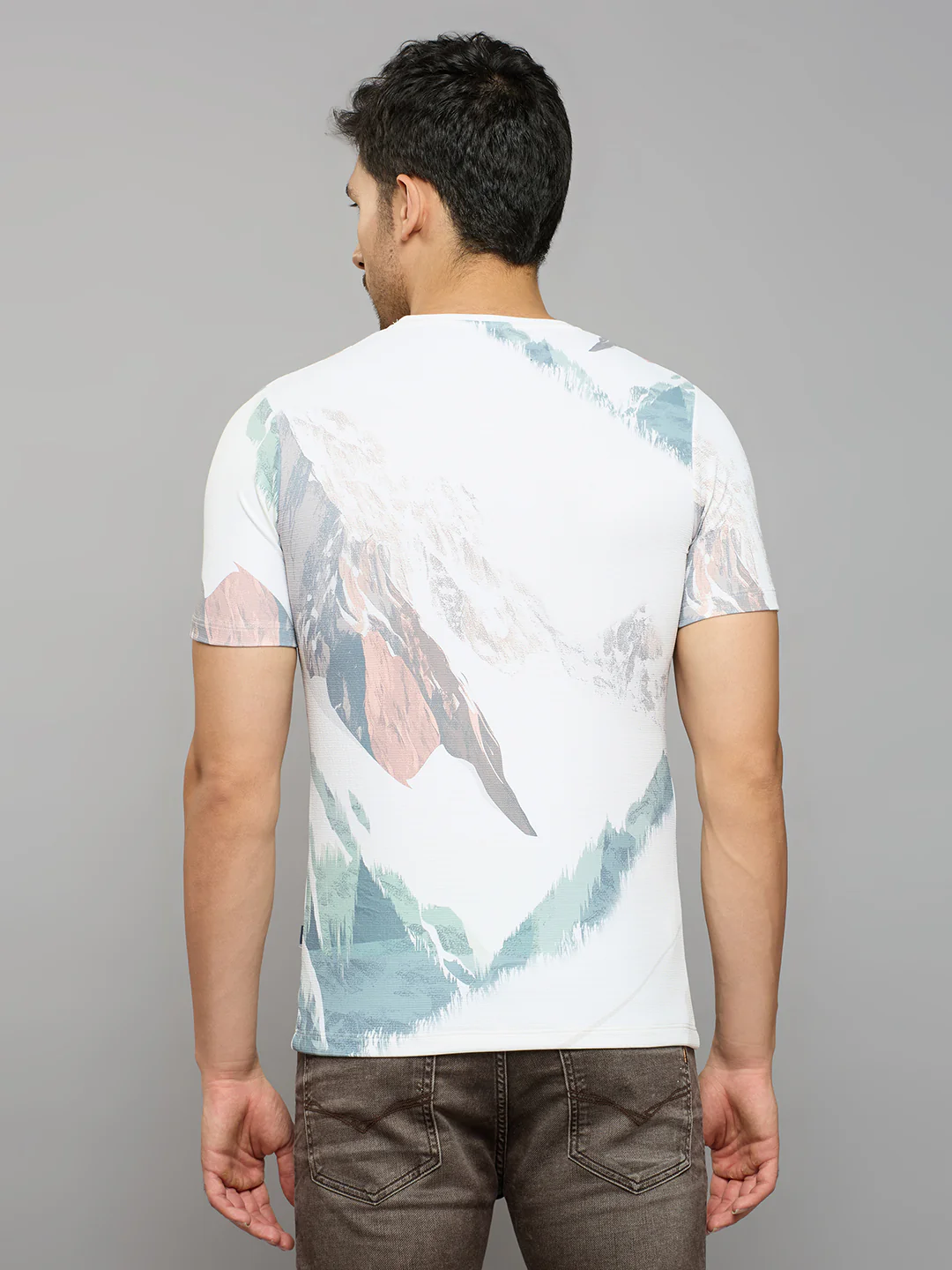 Men's Off White Printed Slim Fit T-Shirts - Image 4