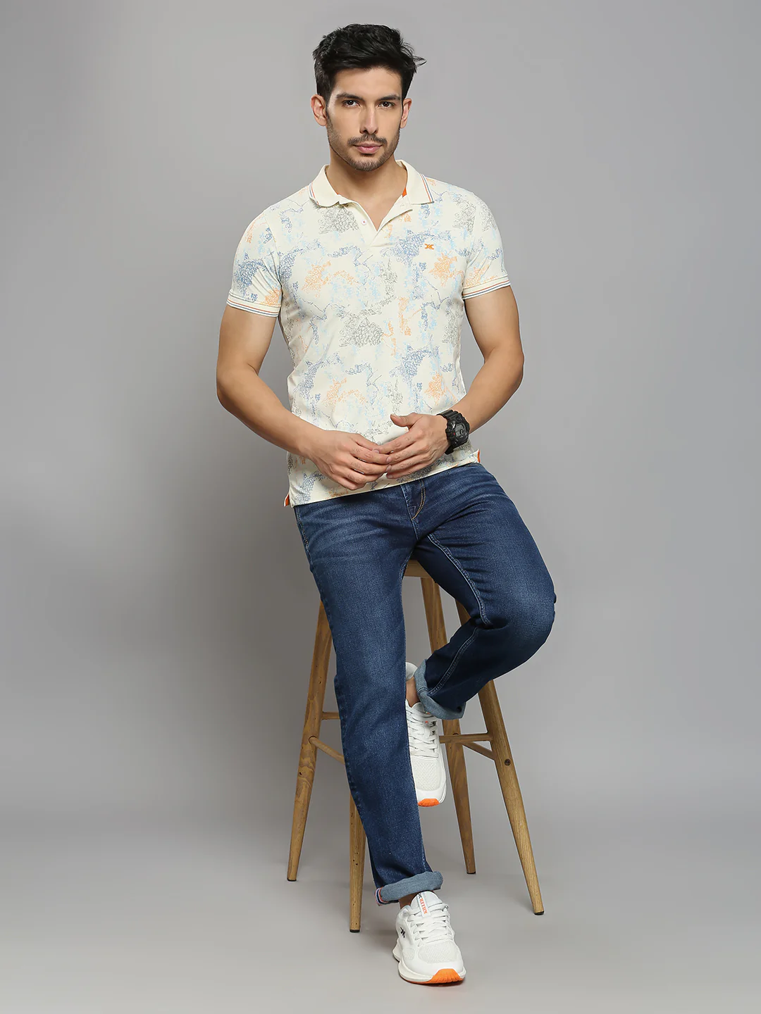 Men's Off White Printed Slim Fit T-Shirts - Image 6