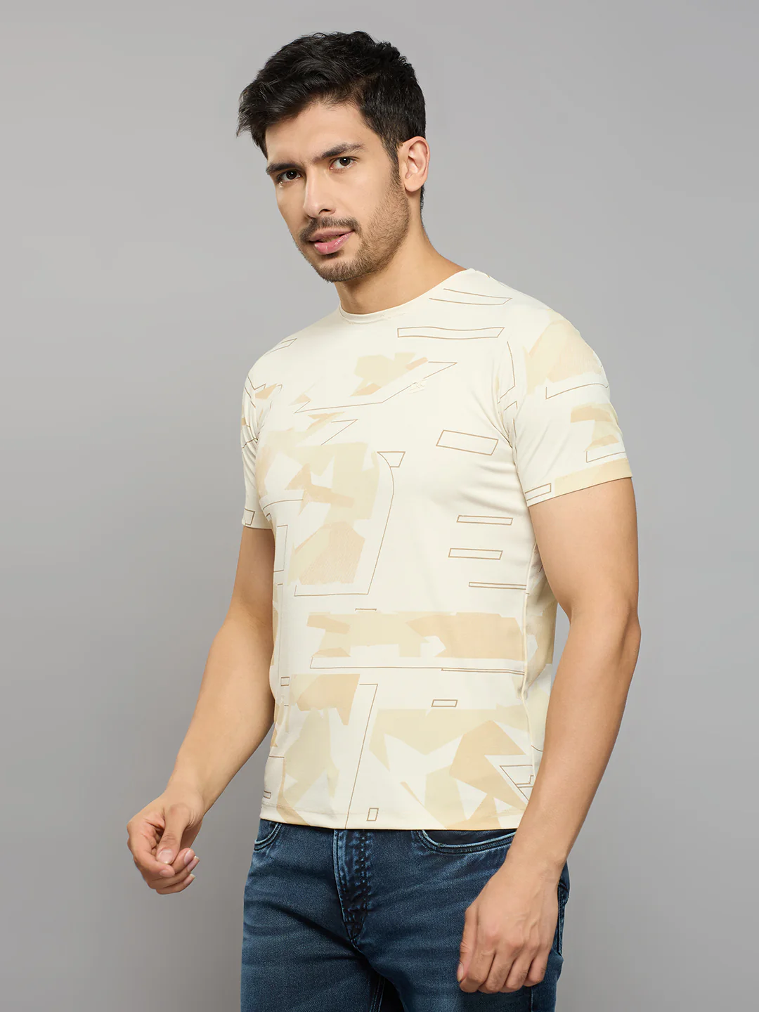 Men's Off White Printed Slim Fit T-Shirts - Image 2