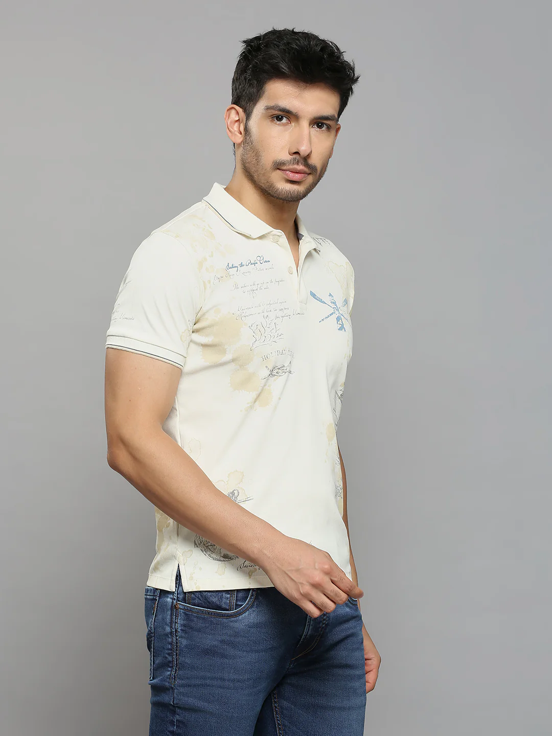 Men's Off White Printed Slim Fit T-Shirts - Image 3