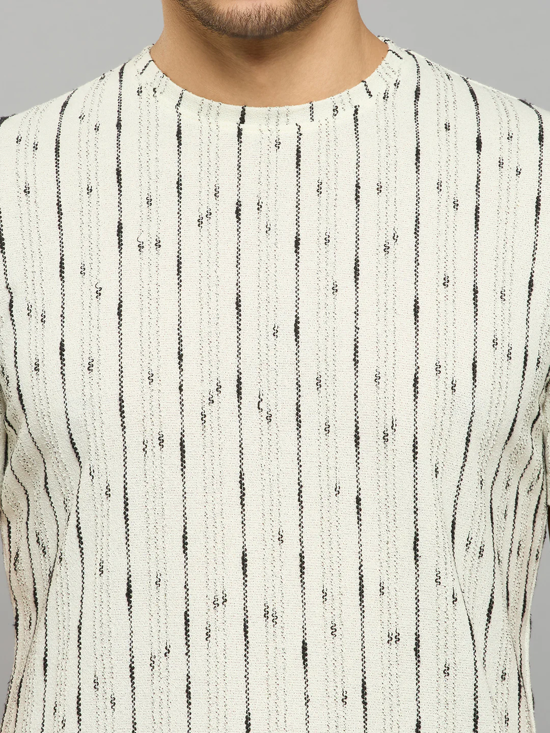 Men's Off White Printed Slim Fit T-Shirts - Image 5