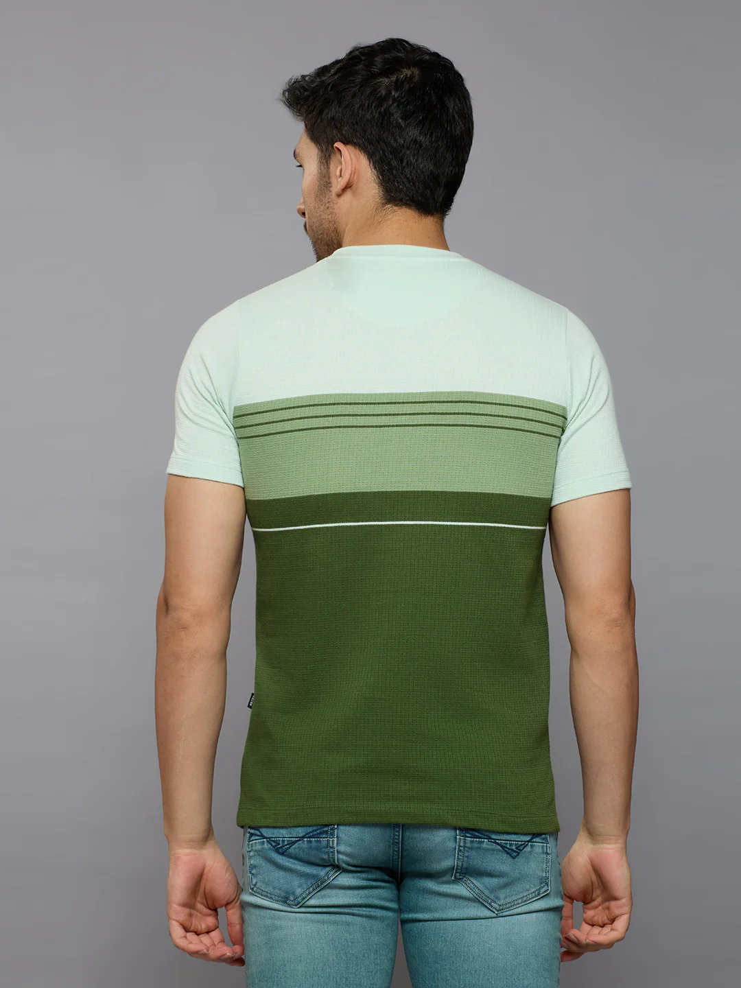 Men's Olive Printed Slim Fit T-Shirts - Image 4