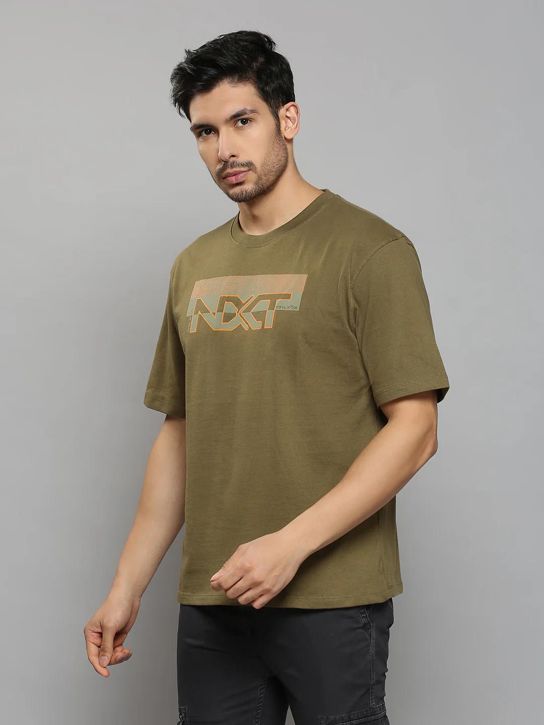 Men's Olive Solid Slim Fit T-Shirts - Image 2