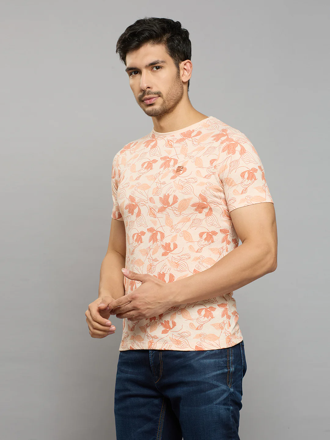 Men's Peach Printed Slim Fit T-Shirts - Image 2