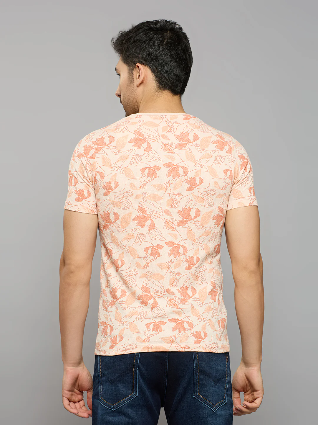 Men's Peach Printed Slim Fit T-Shirts - Image 4