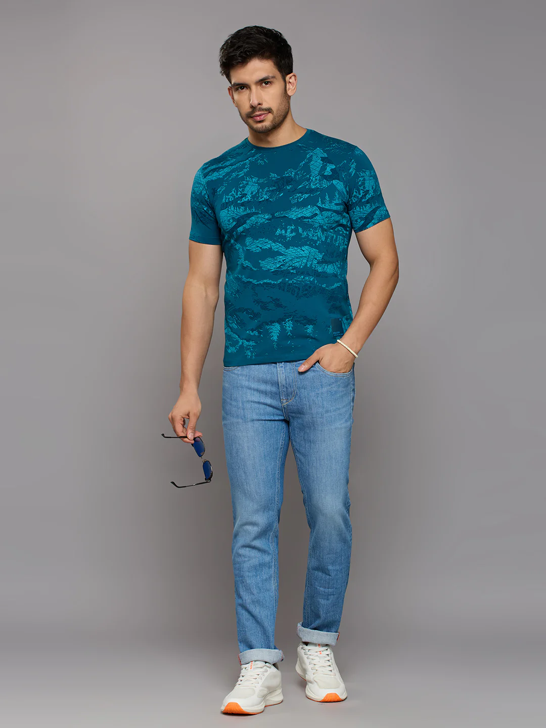 Men's Teal Blue Printed Slim Fit T-Shirts - Image 6