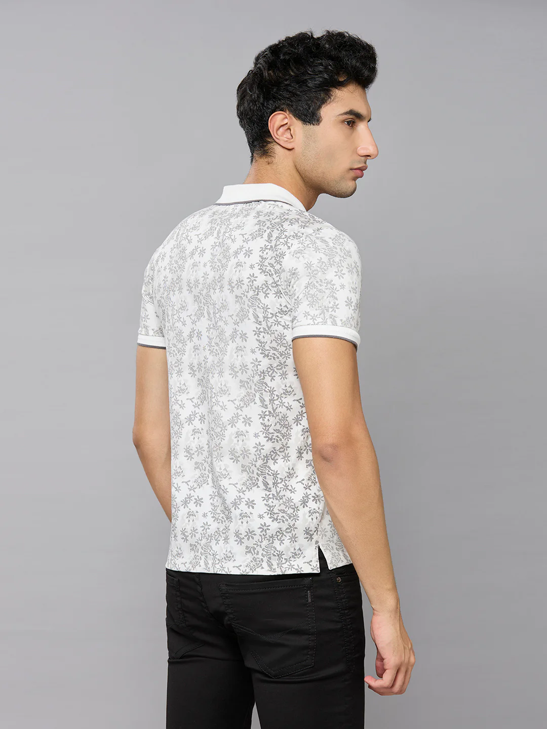 Men's White Printed Slim Fit T-Shirts - Image 4