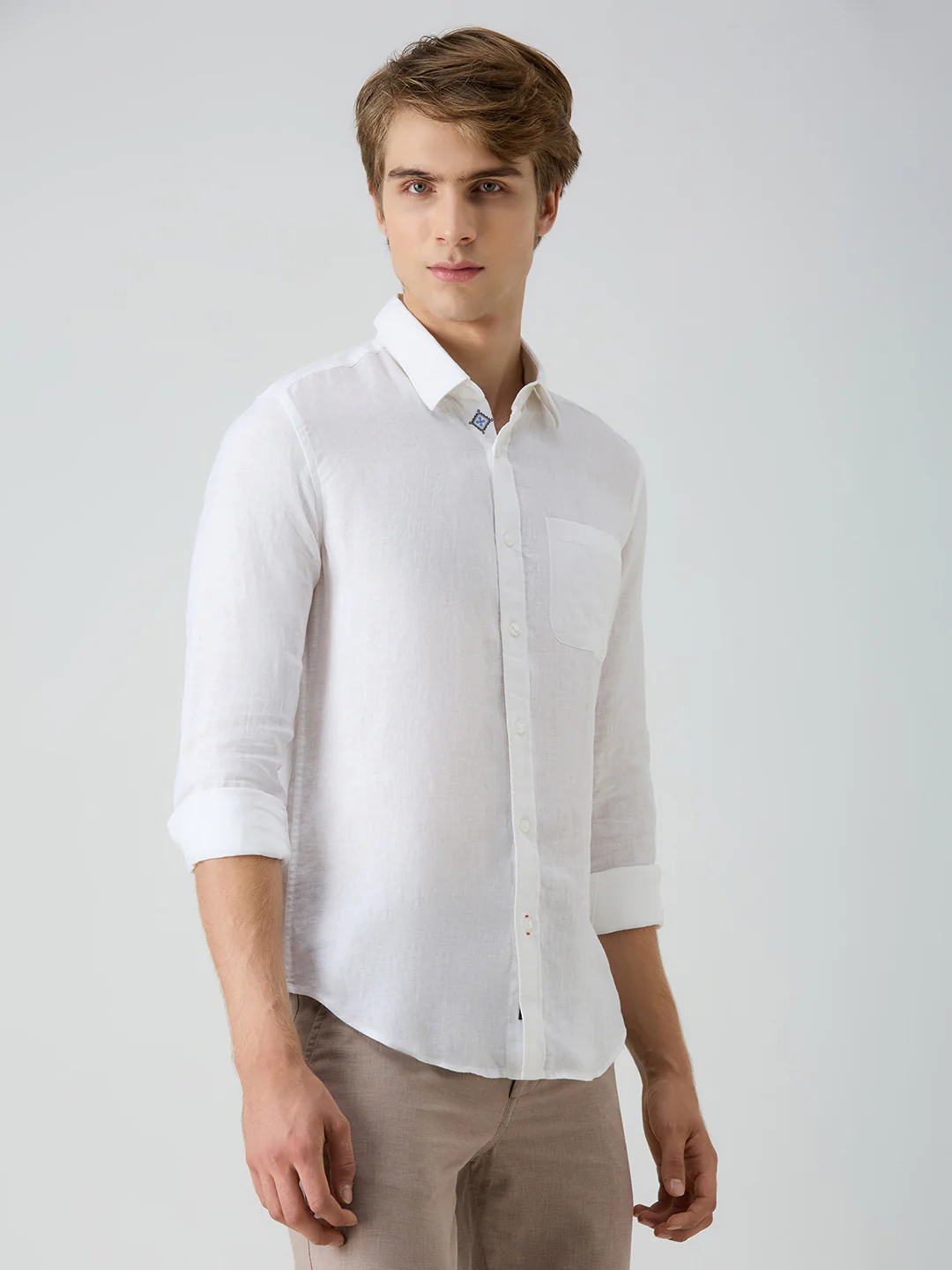 Men's White Solid Slim Fit Shirts - Image 5