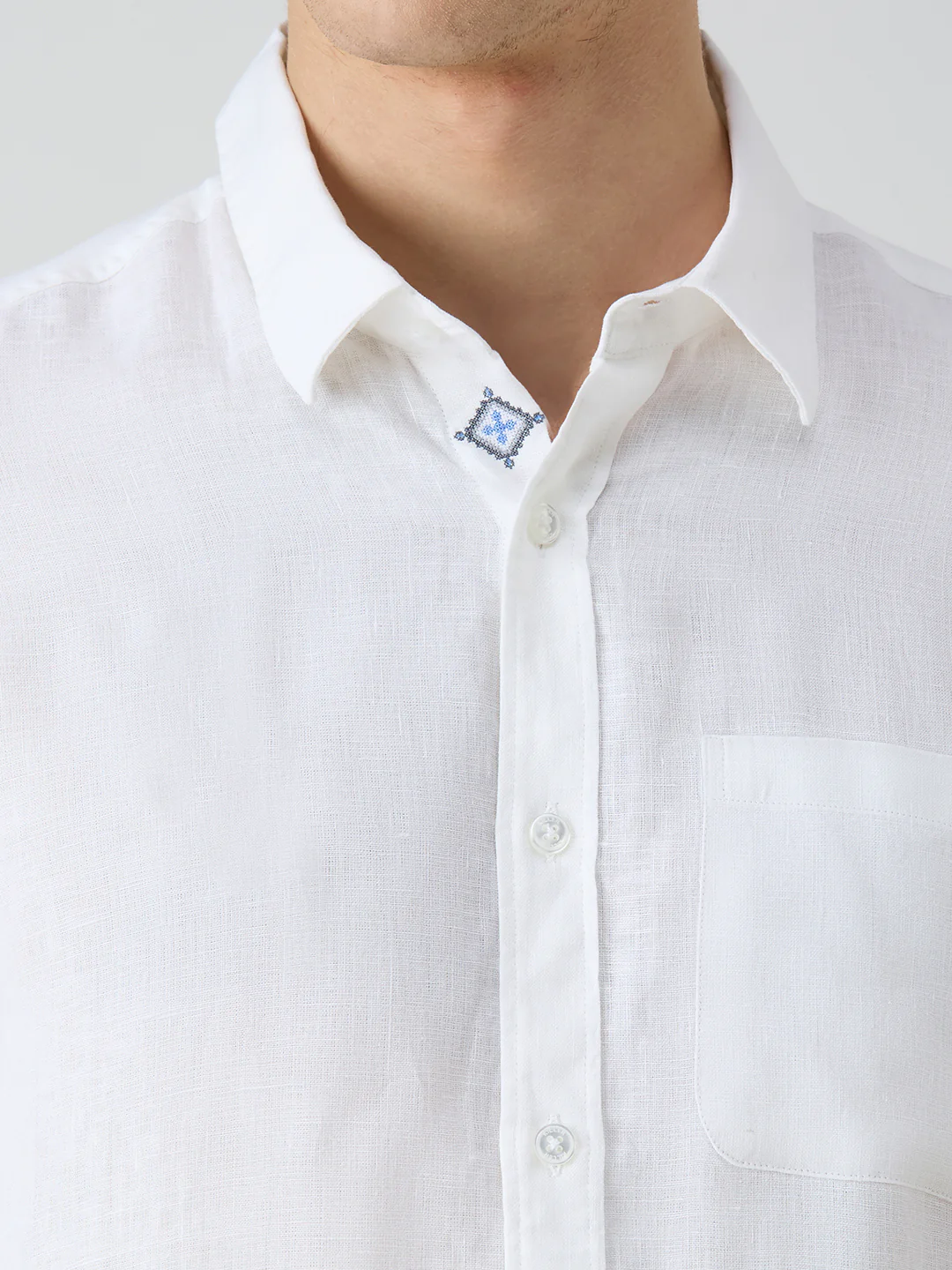 Men's White Solid Slim Fit Shirts - Image 7
