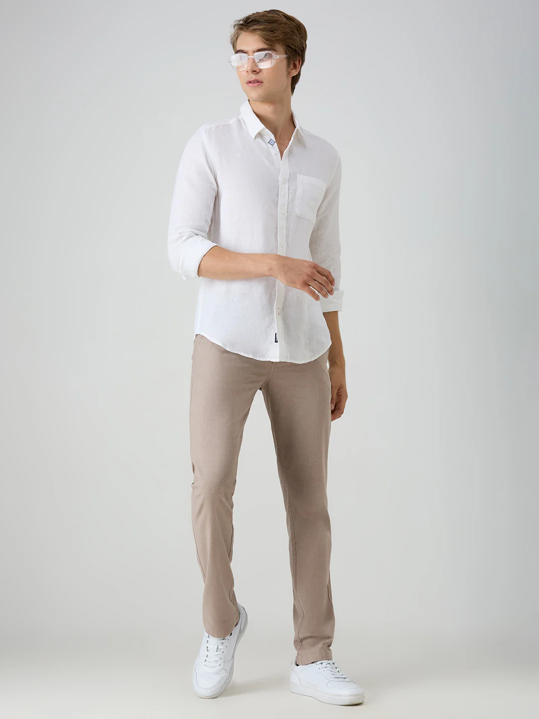 Men's White Solid Slim Fit Shirts - Image 8