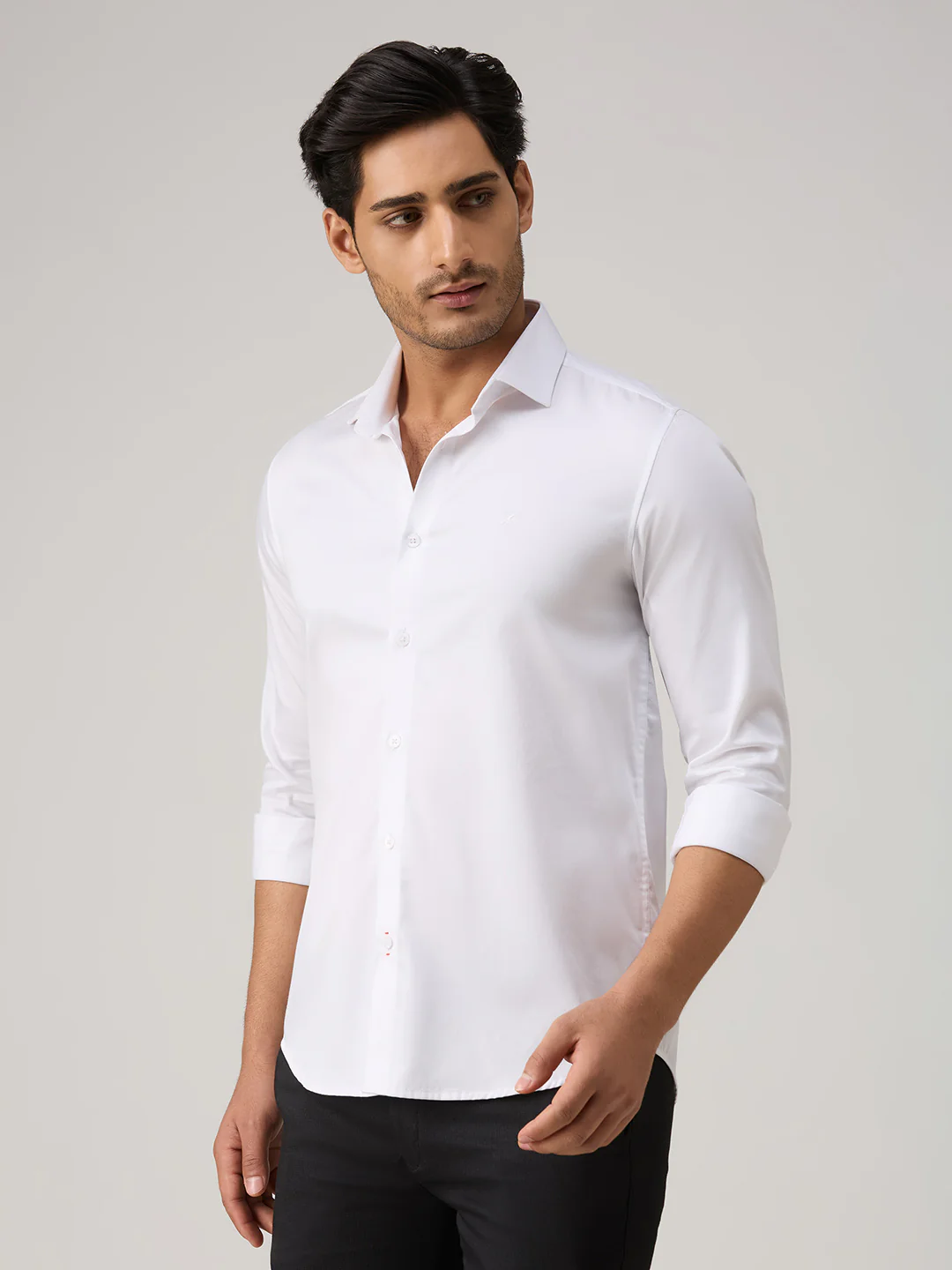 Men's White Solid Slim Fit Shirts - Image 4