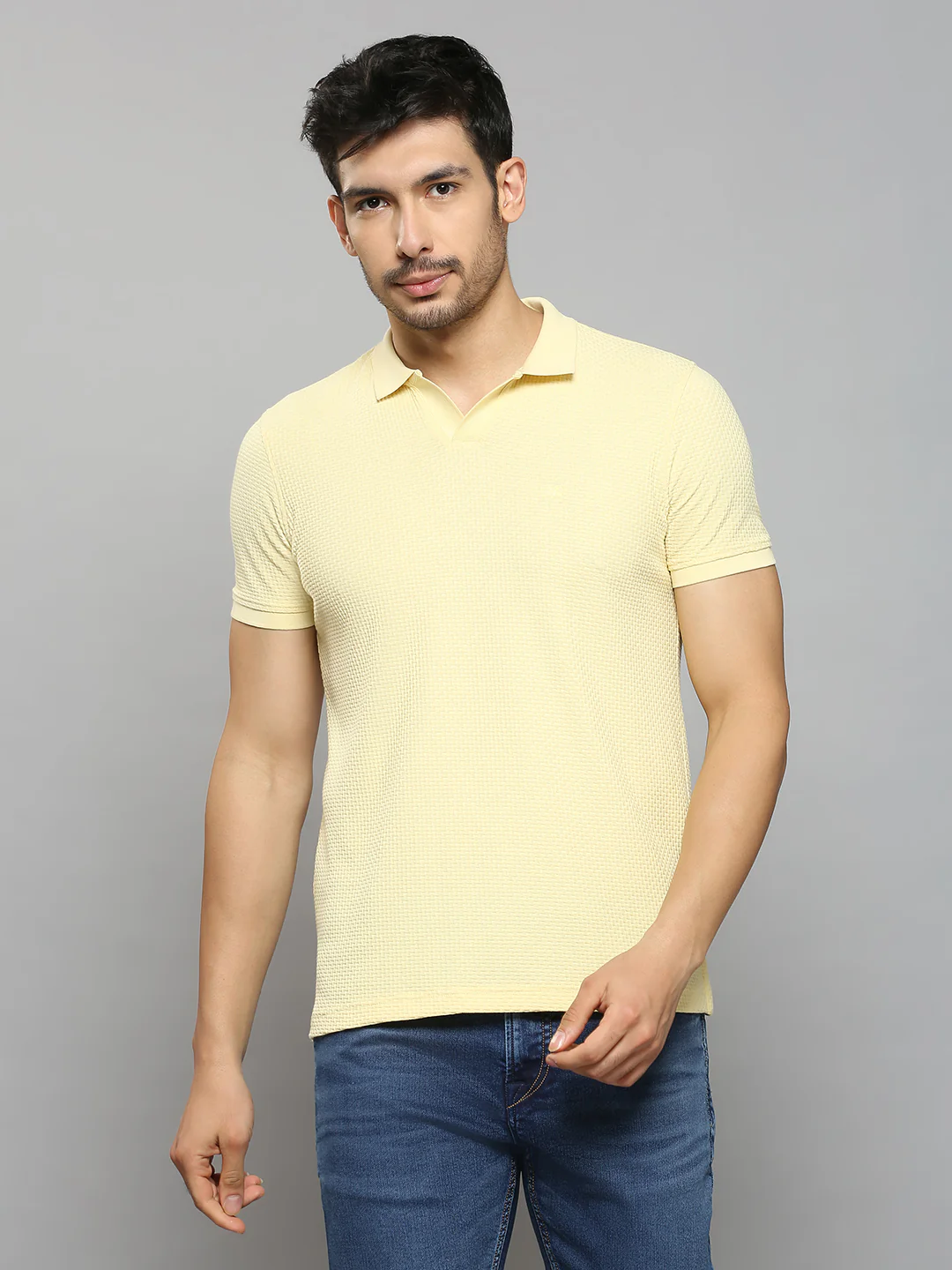 Men's Yellow Printed Slim Fit T-Shirts